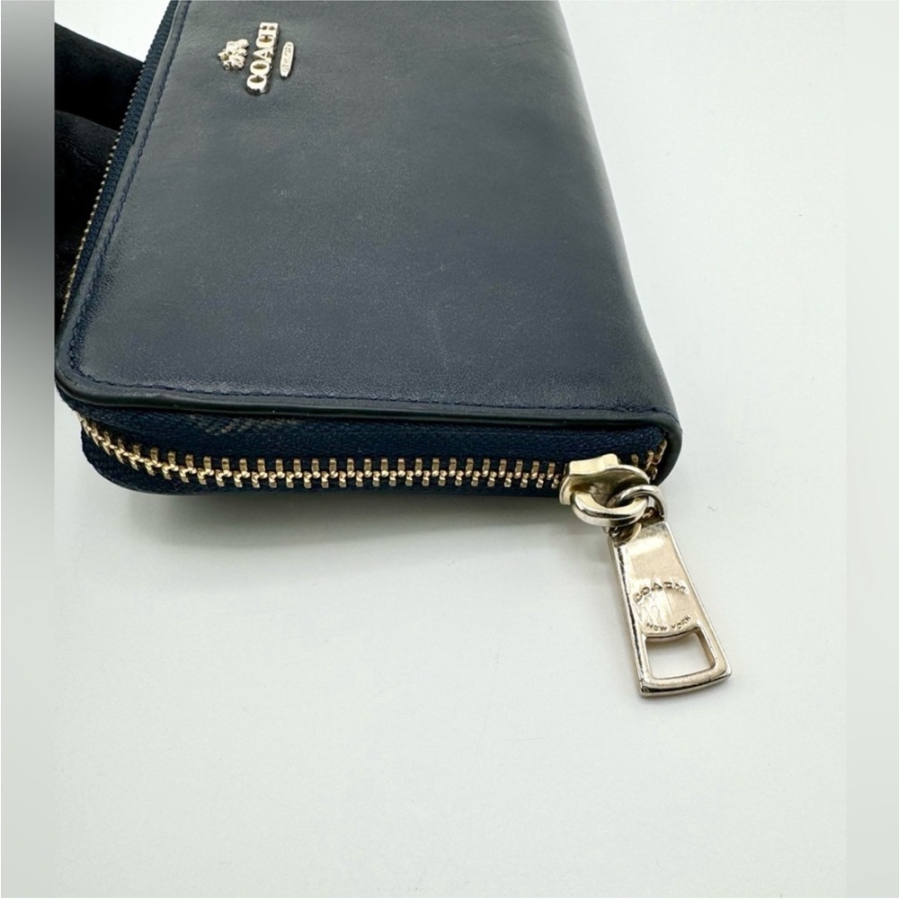 Coach slim zip around wallet - Picture 9 of 14